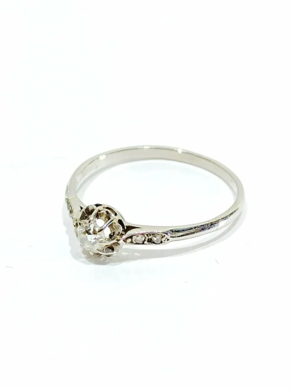 Solitaire en platine et diamants