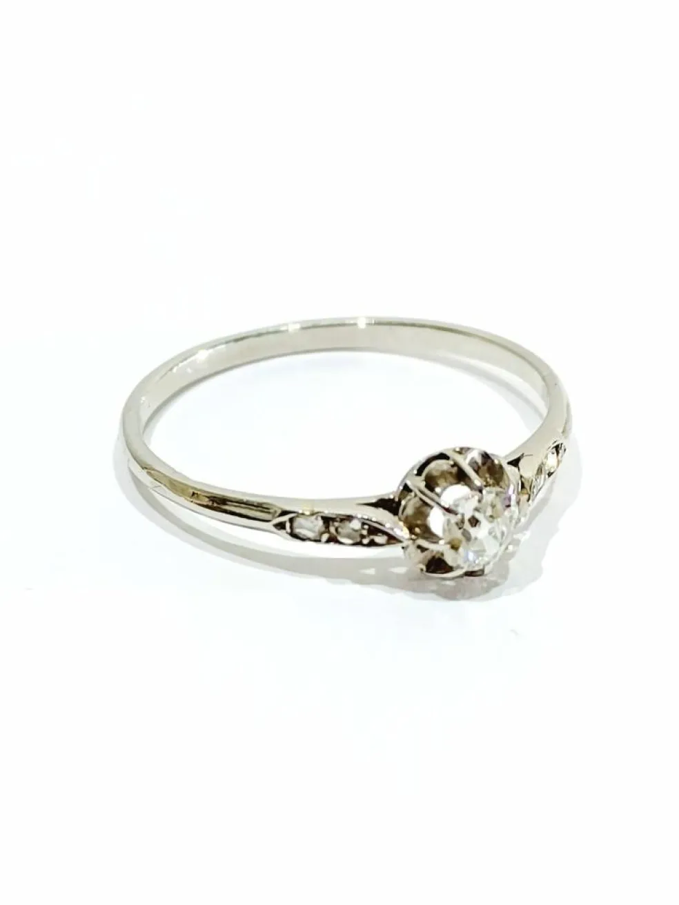 Solitaire en platine et diamants