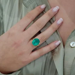 Solitaire émeraude diamants or jaune 18 carats