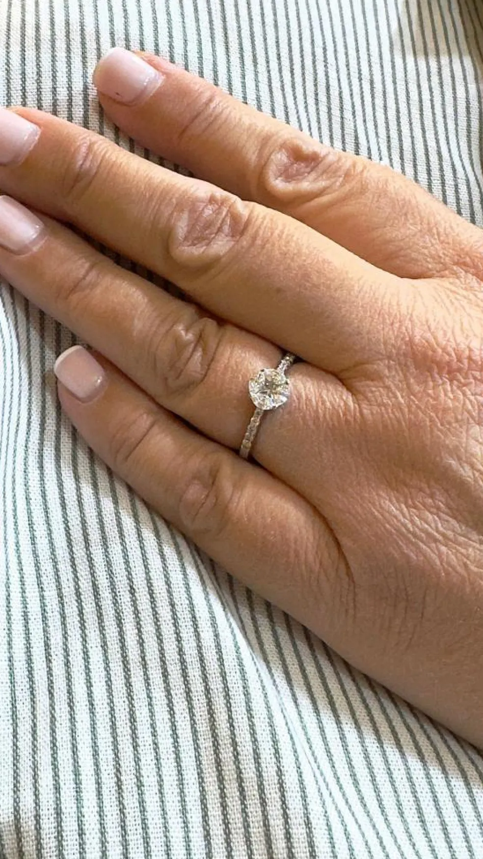 Solitaire multi diamants en or blanc