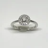 Solitaire or blanc diamant entouré