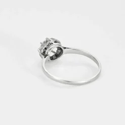 Solitaire or blanc et diamant