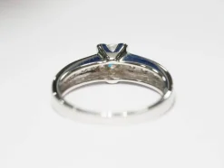 Solitaire or blanc et diamant