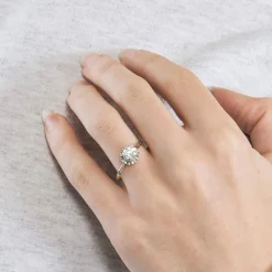 Solitaire or deux tons et diamants
