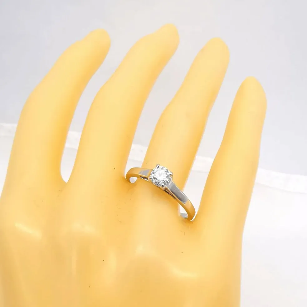 Solitaire or et diamant 0.40 ct