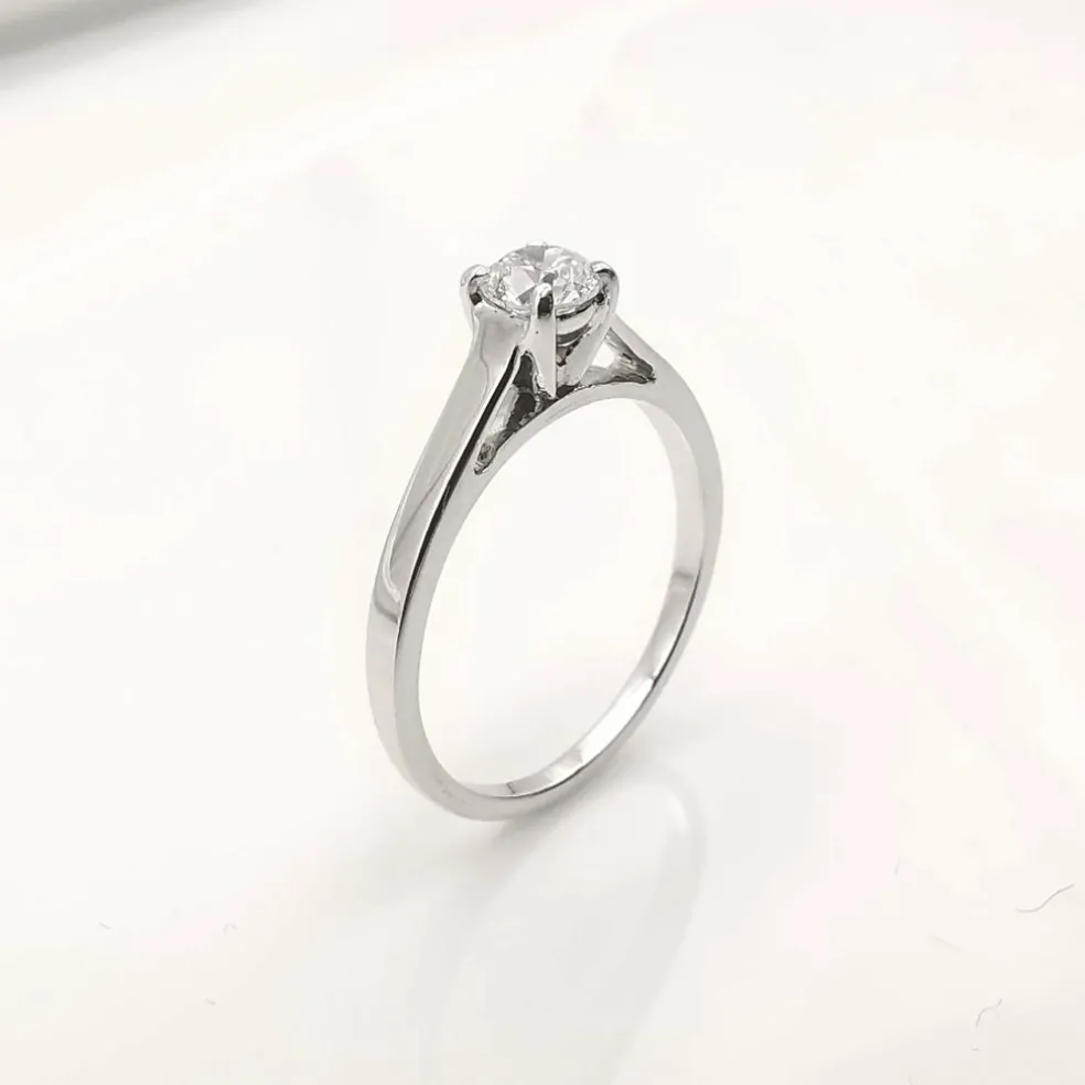 Solitaire or et diamant 0.40 ct