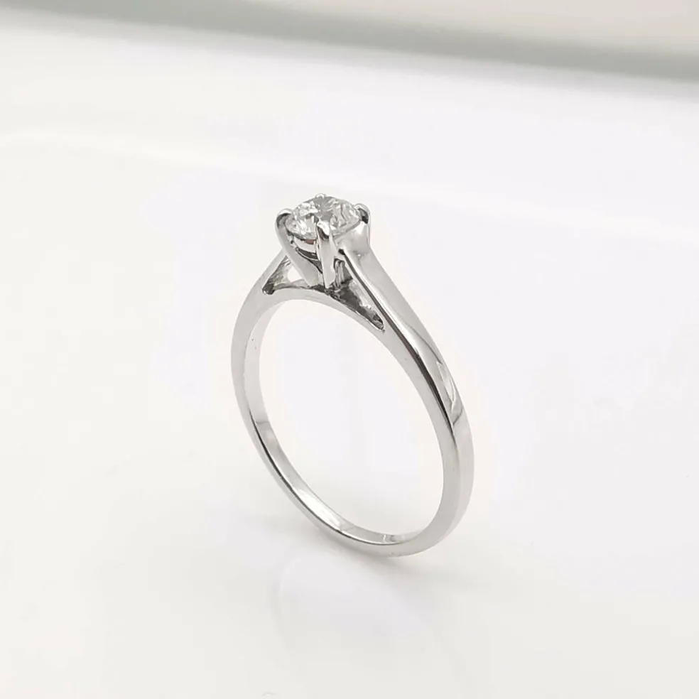 Solitaire or et diamant 0.40 ct