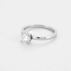 Solitaire or gris et diamant 1.10ct, F, VVS2