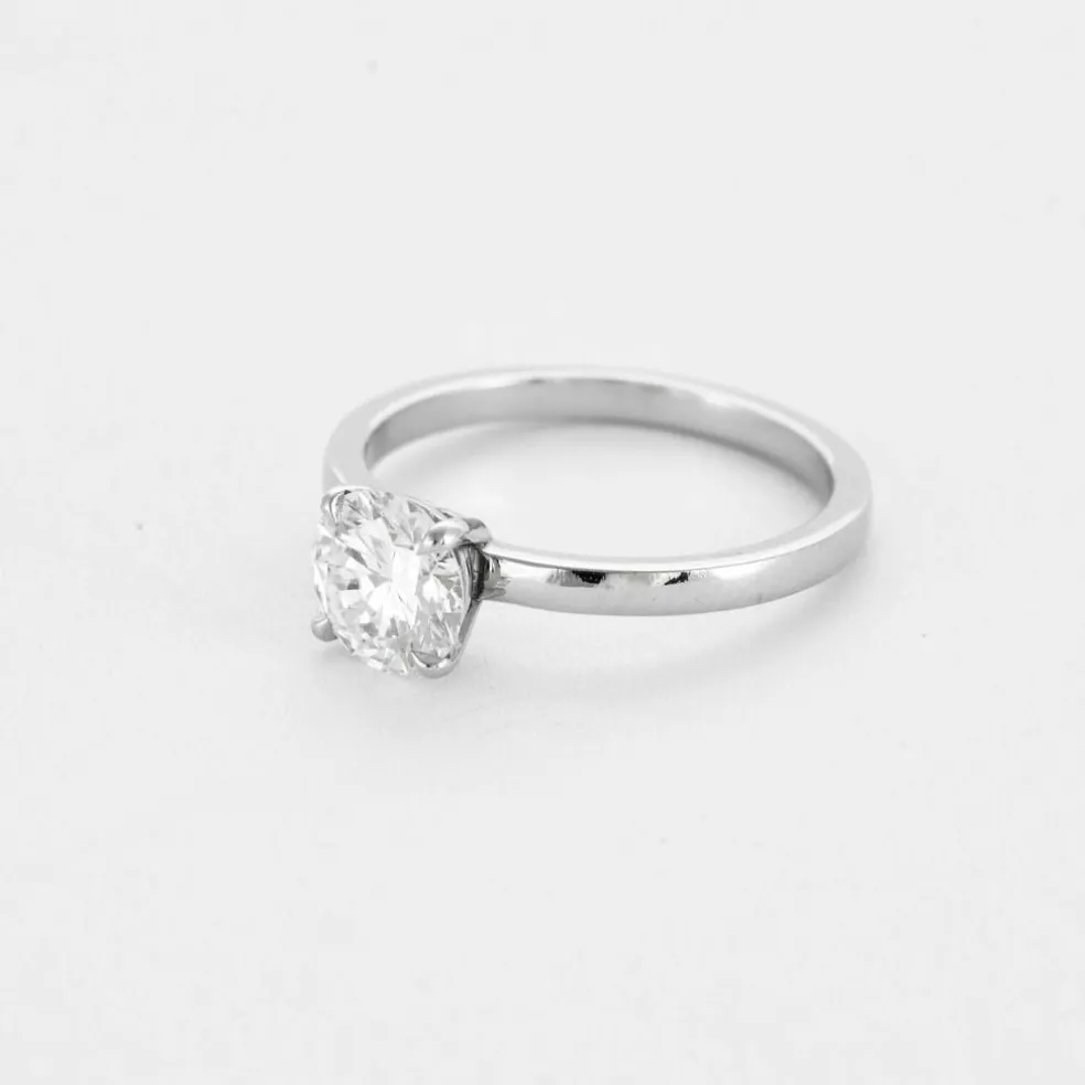 Solitaire or gris et diamant 1.10ct, F, VVS2