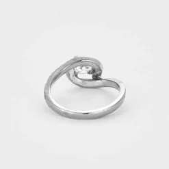 Solitaire or gris et diamants