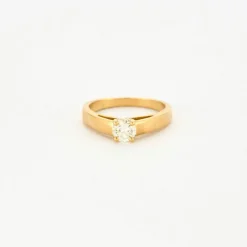 Solitaire or jaune diamant