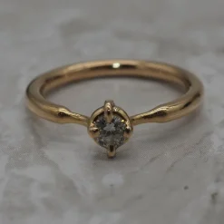 Solitaire or jaune diamant