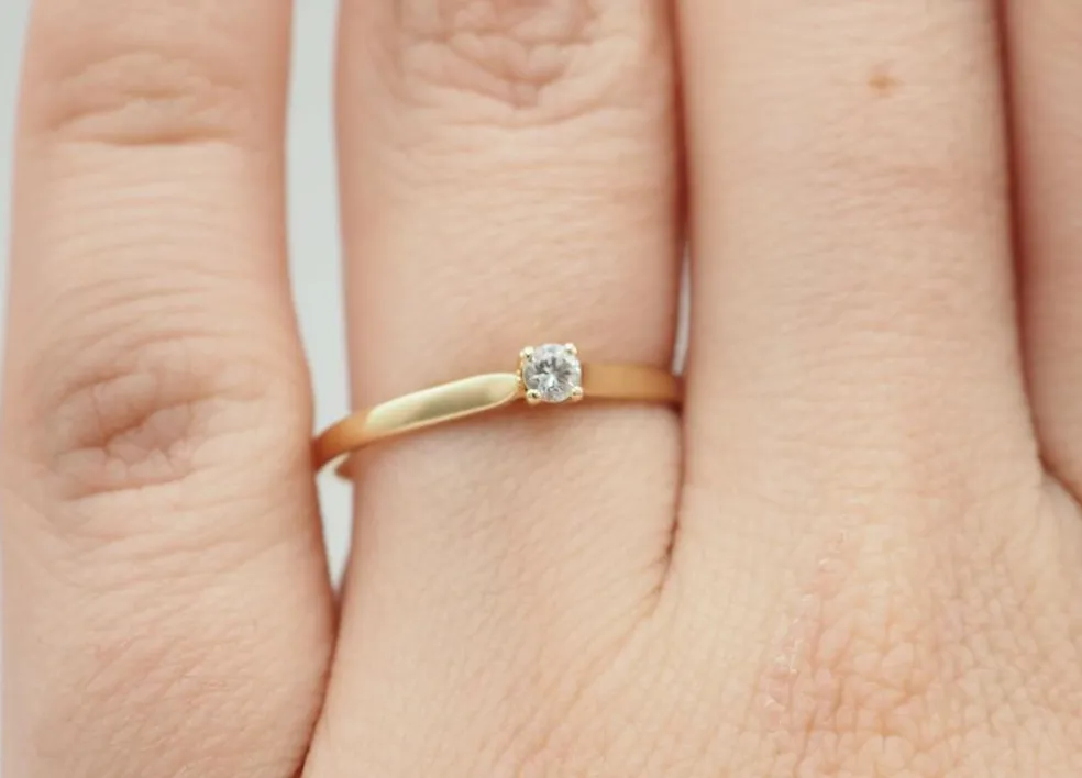 Solitaire or jaune diamant