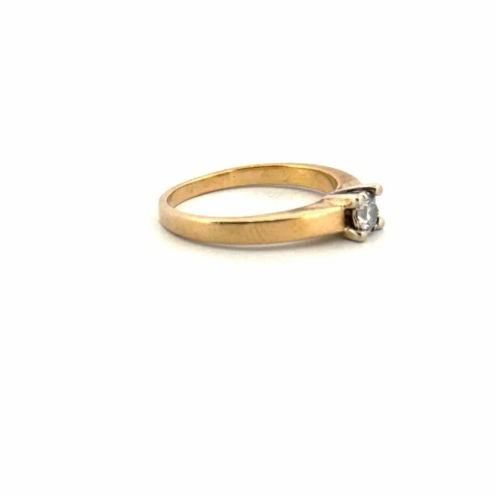 Solitaire or jaune diamant