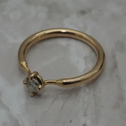 Solitaire or jaune diamant