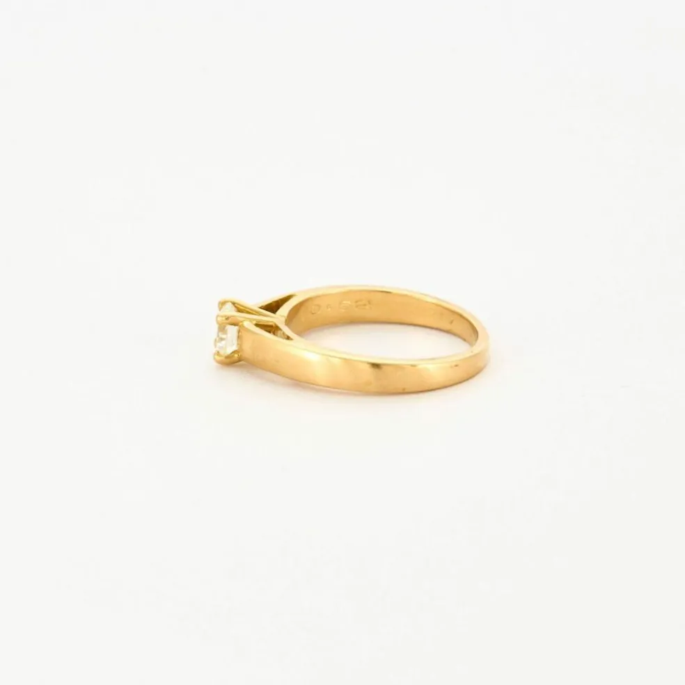 Solitaire or jaune diamant