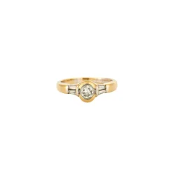 Solitaire or jaune et diamants