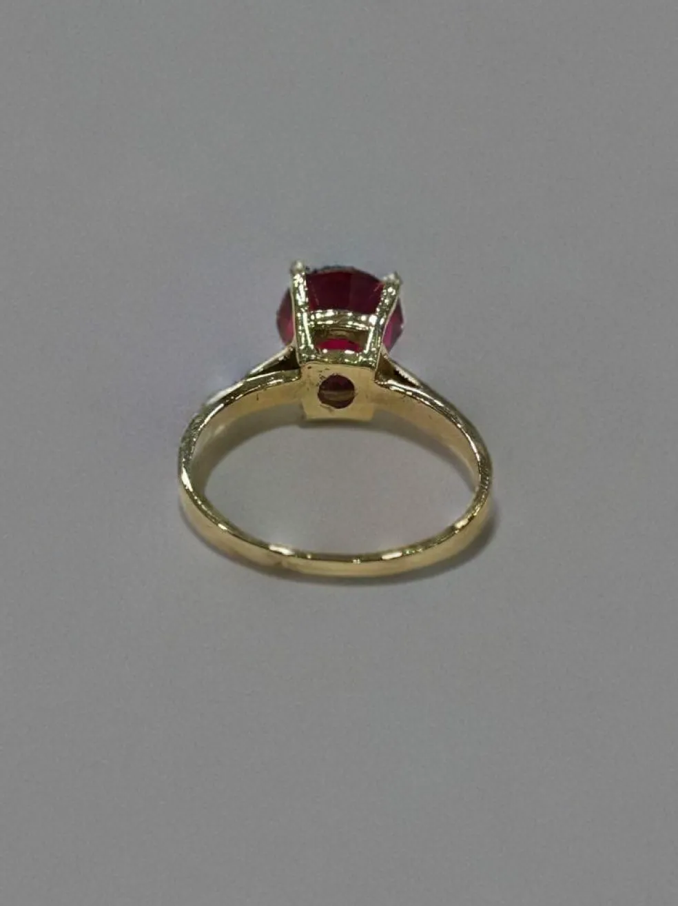Solitaire or jaune Rubis