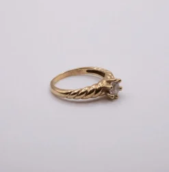 Solitaire Spirale or jaune diamant