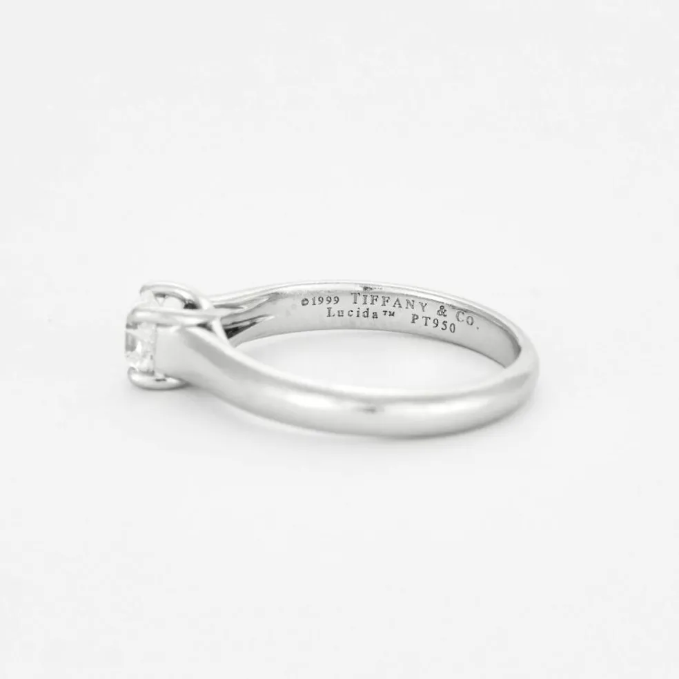 TIFFANY - Bague solitaire Lucida platine et diamants