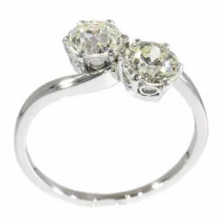toi et moi diamond ring