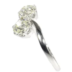 toi et moi diamond ring