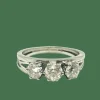 Trilogie en or blanc et diamants
