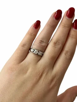 Trilogie en or blanc et diamants