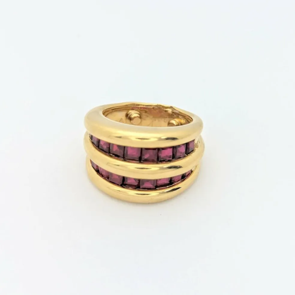 VERNEY - Bague en or jaune et rubis