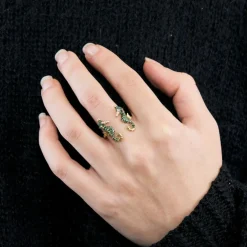 YVONNE LÉON - Bague Hippocampes or jaune, tsavorites , diamants et saphirs roses