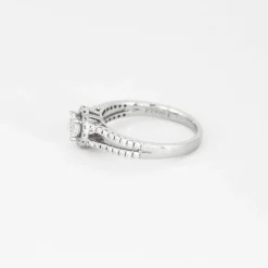 ZEINA - Corazon - Bague de fiançailles halo en platine et diamants